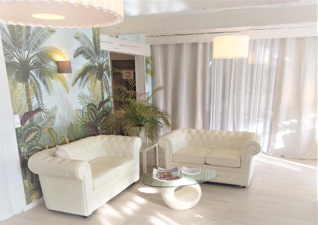 Hotel Les Jardins De Bormes, Sauna & Jacuzzi Exterior photo