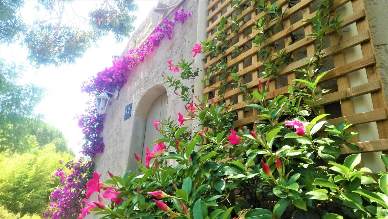 Hotel Les Jardins De Bormes, Sauna & Jacuzzi Exterior photo