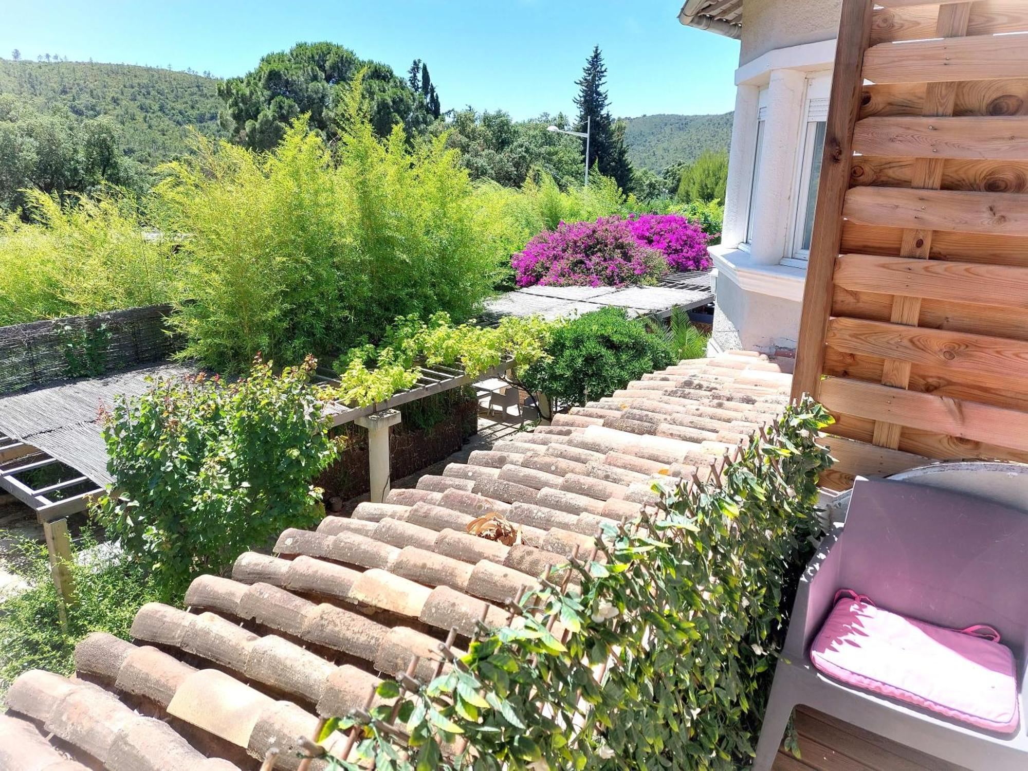 Hotel Les Jardins De Bormes, Sauna & Jacuzzi Room photo