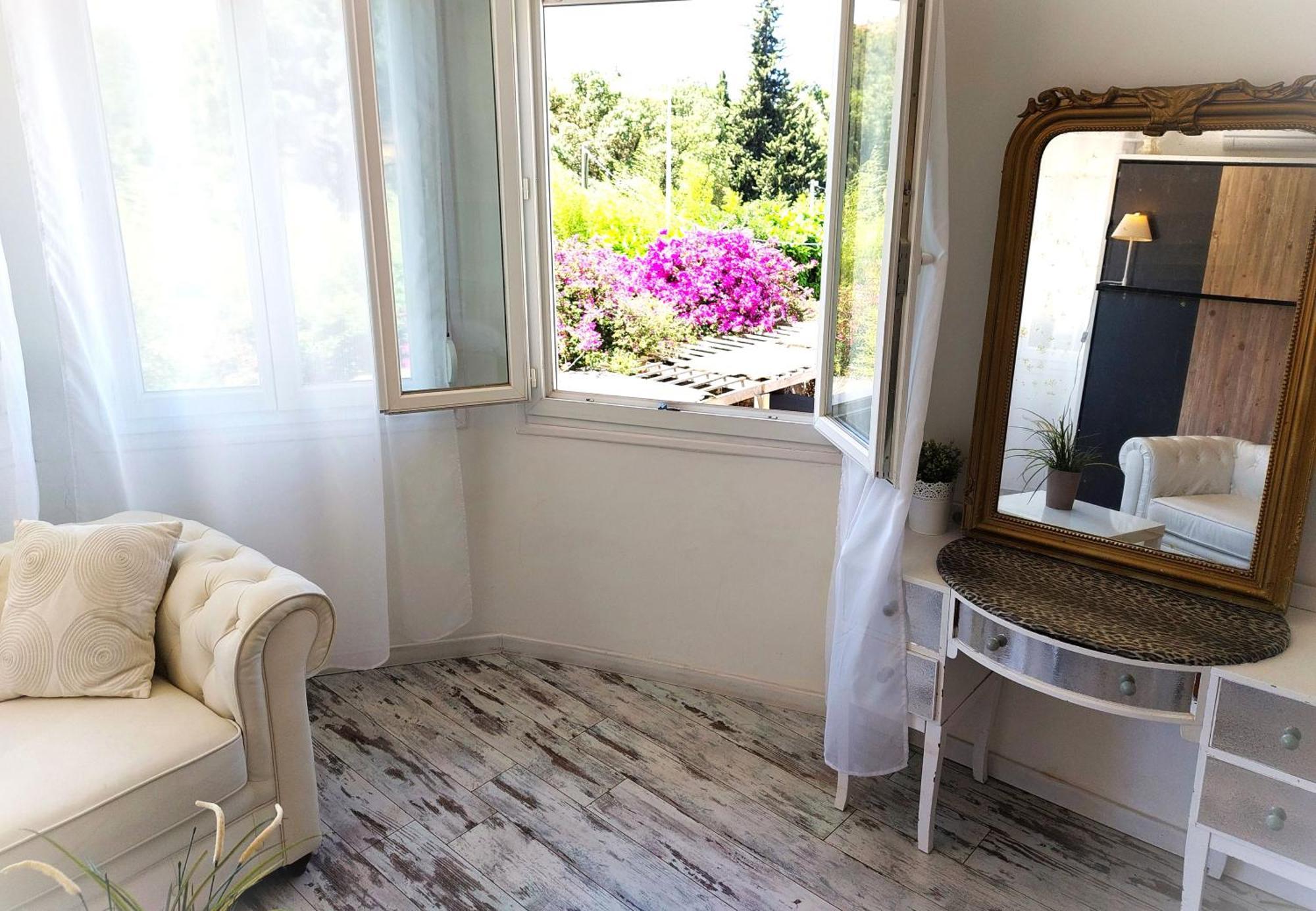 Hotel Les Jardins De Bormes, Sauna & Jacuzzi Room photo