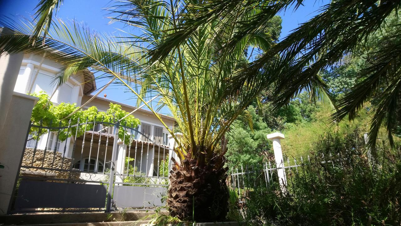 Hotel Les Jardins De Bormes, Sauna & Jacuzzi Exterior photo
